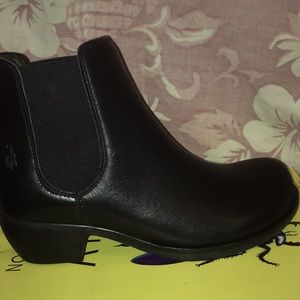 fly london make chelsea boots